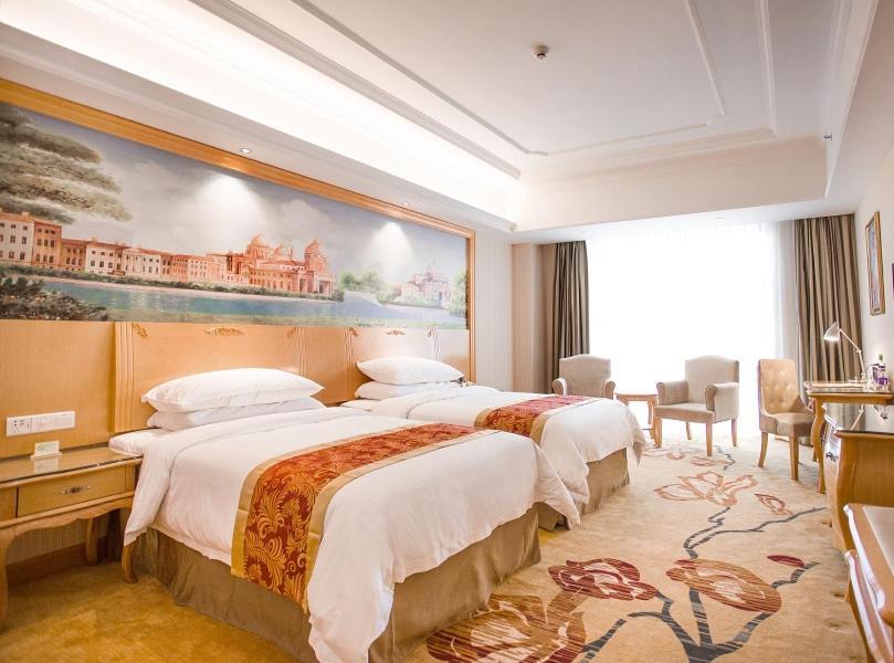 Vienna International Hotel Hangzhou South Railway Station エクステリア 写真